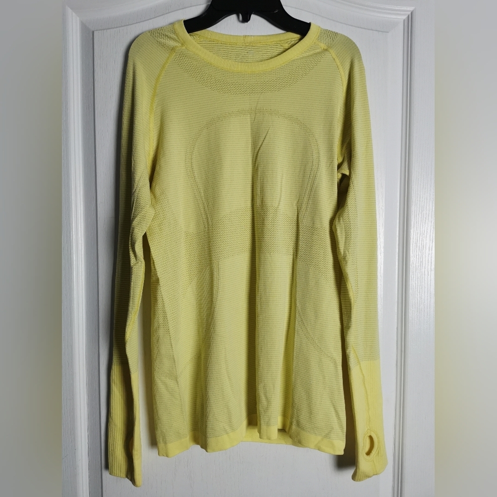 Lululemon Swiftly Speed Long Sleeve Size 10 Yellow